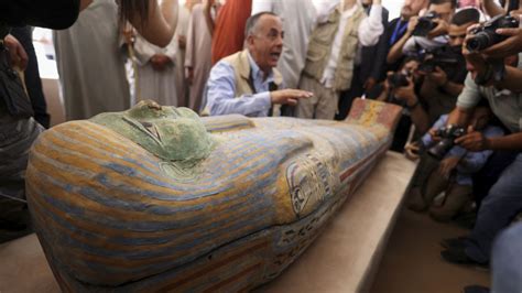 Ancient Tombs And Large Mummification Workshops Unearthed In Egypt Cnn