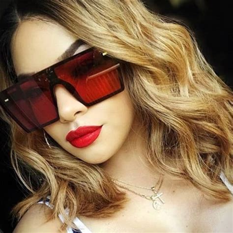 Square Sunglasses Women 2020 Luxury Brand Fashion Flat Top Red