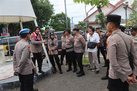 Pastikan Aman Dan Kondusif Polres Pasuruan Kota Terjunkan Personel Saat