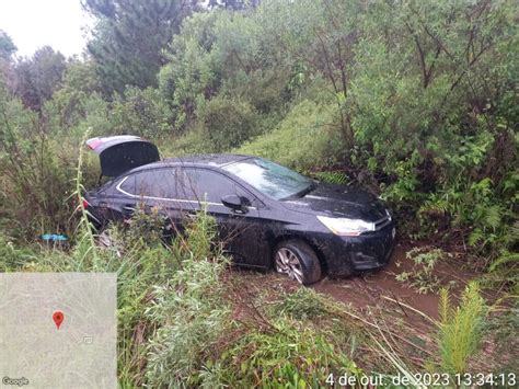 Carro Placas Da Argentina Se Acidenta Transportando Quilos De