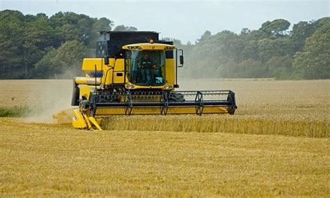 Harvesting and threshing of crops - Agriculture Research Articles | Farming Studies