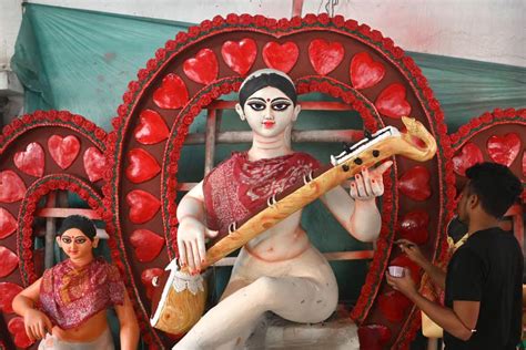 Saraswati Puja And Valentine S Day This Year Saraswati Puja And