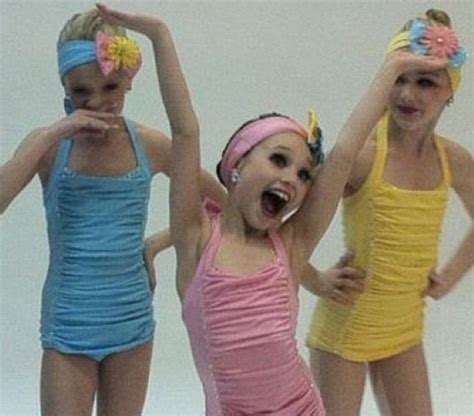 I Want It Maddie Chloe And Paige Dance Moms Chloe Dance Moms Paige