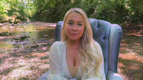 Videos RaeLynn