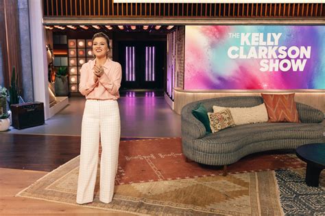 Kelly Clarkson Fans Think Star Looks Thinner Than Ever On Show As