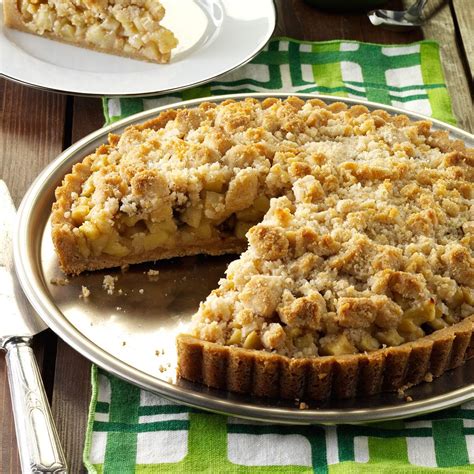 Apple Crumb Tart With Cinnamon Cream Recipe Taste Of Home