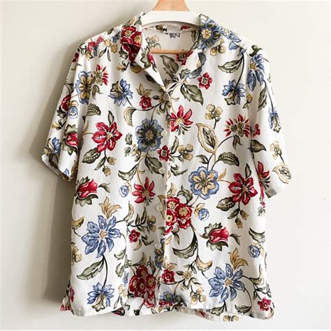 BonWorth Tops Vintage Bonworth Short Sleeve Flowy Floral Blouse