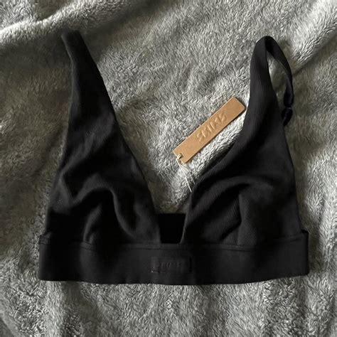 Skims Plunge Bralette In Soot Size Xs Bnwt Depop