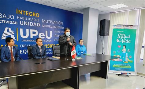 Essalud Juliaca Firma Alianza Estratégica En El Programa “mi Salud Mi Vida” Con La Universidad