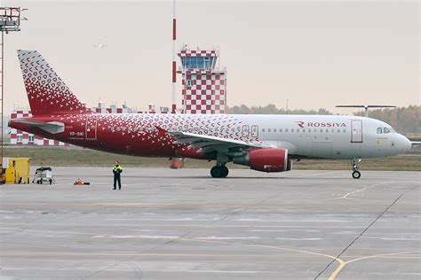 Rossiya VP BWI Airbus A320 214 Anna Zvereva Flickr