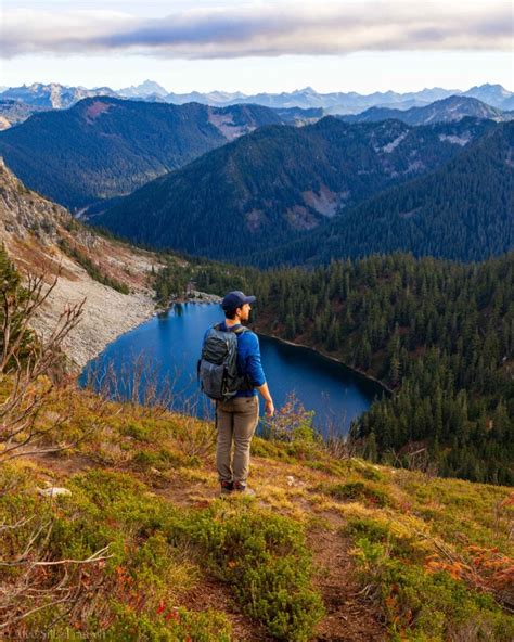 Hiking Guide to Washington's Lake Valhalla and Mount McCausland