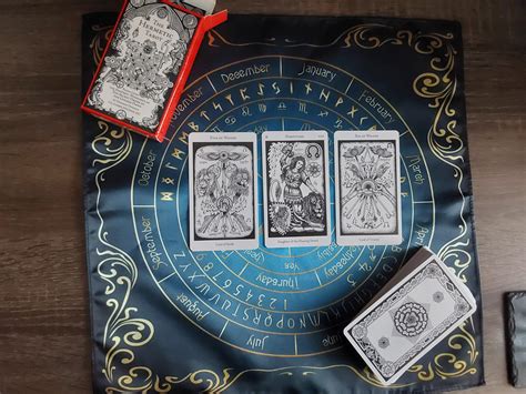 Do Someone Know Why The Symbol For Leo In The Hermetic Tarot Is Swapped