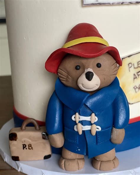 Fondant Paddington Bear Cake Topper Perfect For Birthdays And Christening Cakes Etsy