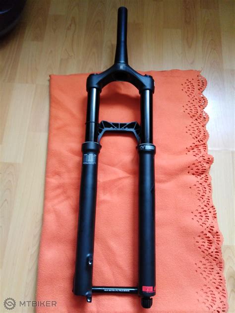 Sr suntour Xcr34 140mm Boost Odpružené vidlice na 29 bicykle