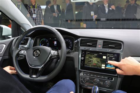 CES 2016 VW E Golf Touch Le Nouveau Tableau De Bord De La Golf