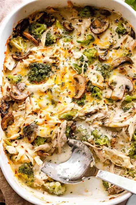 Chicken Broccoli Casserole | Diethood