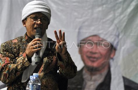 TABLIG AKBAR UNTUK INDONESIA DAN PALESTINA | ANTARA Foto