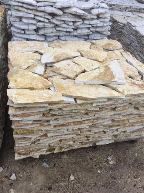 Natural Yellow Sandstone Irregular Flagstone For Walling Paving From