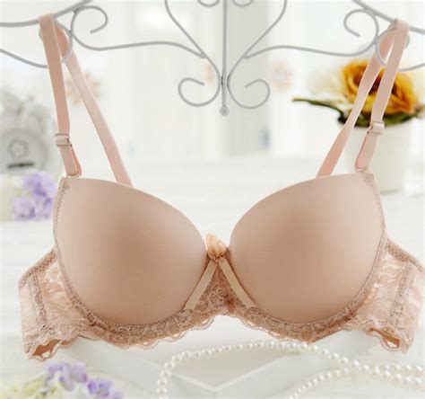 Women Lingerie Push Up Bra Lace Padded Underwire Brassiere Underwear