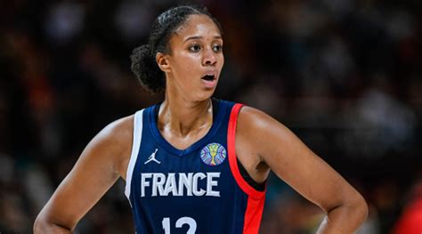 Basket Match Amical Les Bleues achèvent leur préparation invaincues