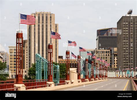 Wabasha Street Bridge over Mississippi River, St Paul, Minnesota, USA Stock Photo - Alamy