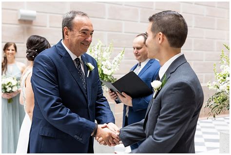 Late Winter Wedding at Hartford City Hall - stellabluephoto.com