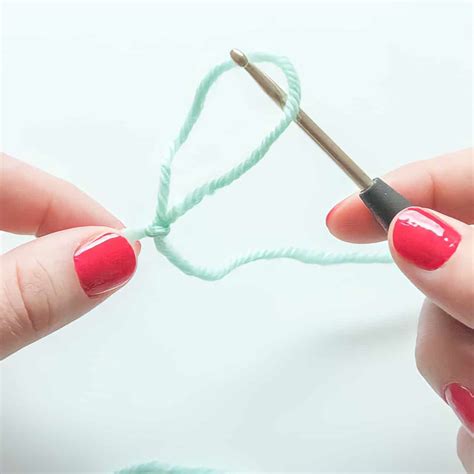 How To Make A Slip Knot In Crocheting 1 Easy For Beginners