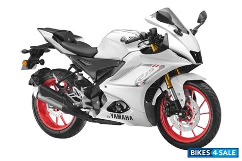 Yamaha R V Price Specs Mileage Colours Photos And Reviews