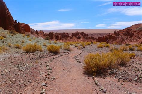 Passeio ao Vale do Arco Íris muitas cores no Atacama