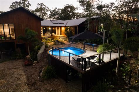 Naked Freshwater Pool Systems Freshwater Pool Systems Natural Swimming Pool Water