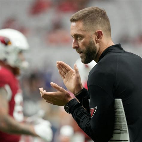 Cardinals Hc Kliff Kingsburys Girlfriend Brings Up The Heat On Social