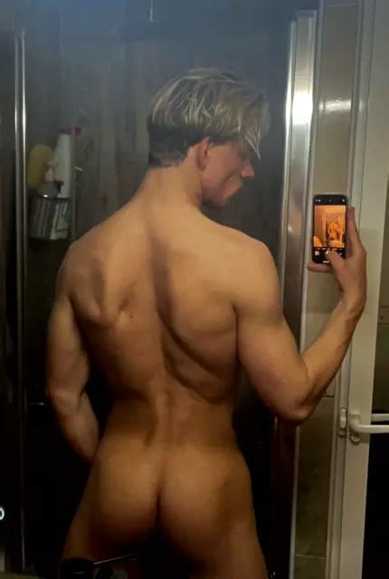 SHIRTLESS NAKED NUDE Male Blond Muscular Bare Butt Beefcake Man PHOTO