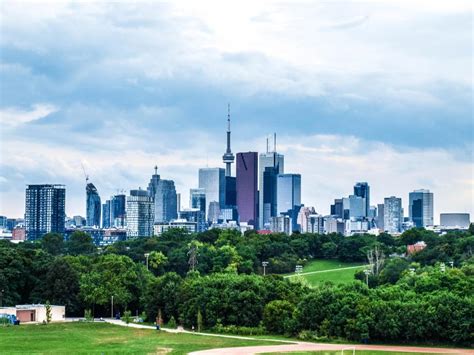 Photo of the Day: View From Riverdale Park | UrbanToronto