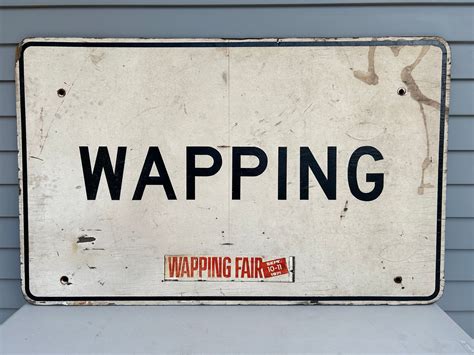 Really COOL Antique Wooden Wapping CT. Sign #1772161 | Auctionninja.com