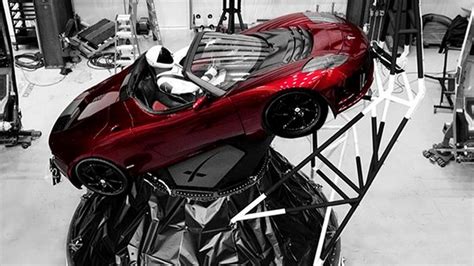 SpaceX to launch Elon Musk's sports car with 'Starman' at the wheel to ...