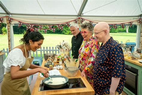 The Seasonal Joy Of The Great British Baking Show