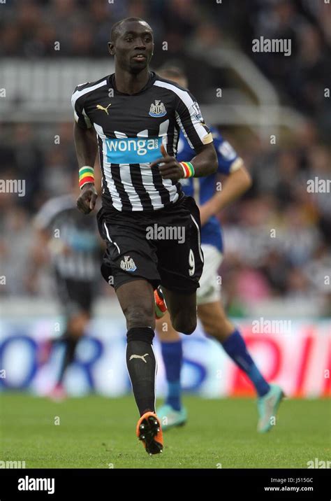 PAPISS CISSE NEWCASTLE UNITED FC NEWCASTLE UNITED FC ST JAMES PARK ...