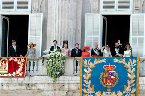 40 Fotos 17 Años De La Inolvidable Boda De Felipe Y Letizia De España