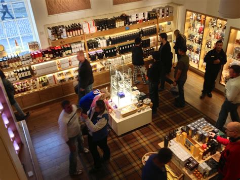 Edinburgh Experiencing The Scotch Whisky Experience This