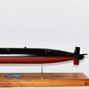 USS Finback SSN-670 Submarine Model, US Navy, Scale Model, Mahogany ...