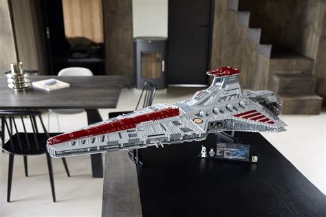 Klocki Lego Star Wars Venator Pre Launch Leicester Square Store