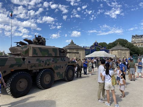 L Gion Recrute On Twitter Aux Invalides La L Gion Vous Accueille