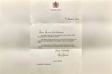 Girl receives letter from Windsor Castle after dressing up as the Queen ...