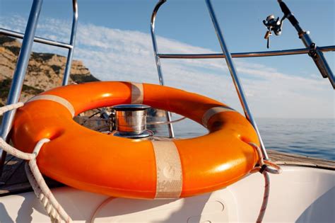 Boat Safety 101: Keeping the Waters Safe - About Boating Safely