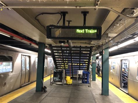 MTA station designers are idiots : r/nycrail