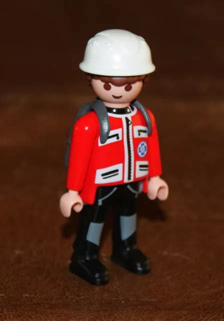 PLAYMOBIL PERSONNAGE HOMME secouriste sauveteur avec sac à dos 5430 ref