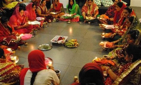 Karwa Chauth 2023 Date करवा चौथ कब है 31 अक्टूबर या 1 नवंबर को शुभ