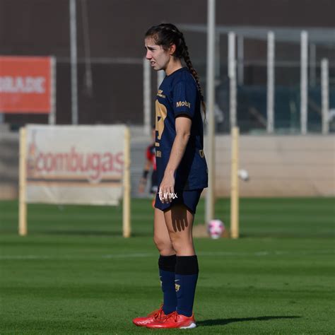 Deneva Cagigas Defensa Pum Santos Vs Pumas Tar Mx