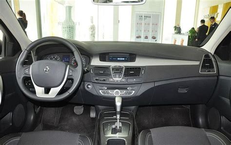 Renault Laguna - Interior photos of.