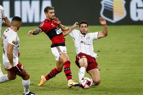 Fla X Flu Flamengo Vence Por 3 A 1 E Leva A Taça Do Campeonato Carioca